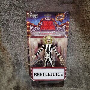 Toony Terrors Series 4 Beetlejuice 6-Inch Scale Action Figure